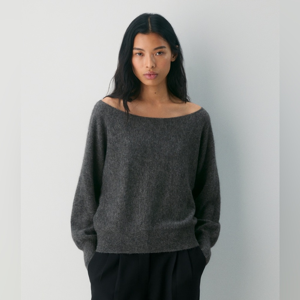 NEW Aritzia SoftSpoke Rhoda Sweater